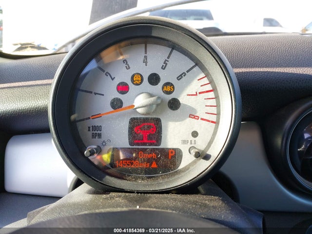 2011 MINI COOPER WMWSU3C54BT252130 Photo 6