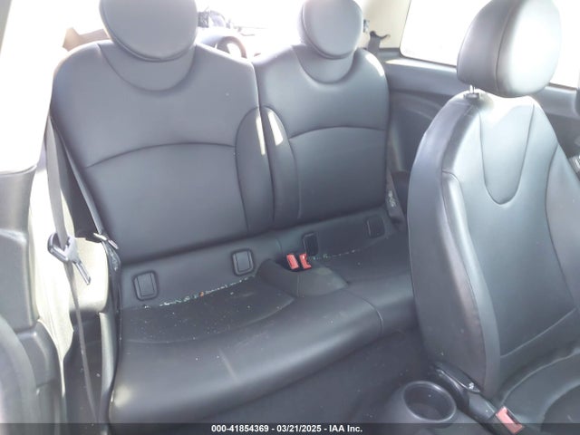 2011 MINI COOPER WMWSU3C54BT252130 Photo 7