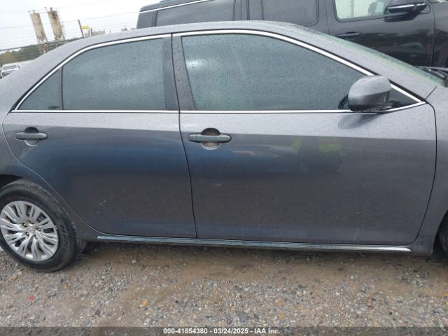 4T1BF1FKXEU427929 Toyota CAMRY LE