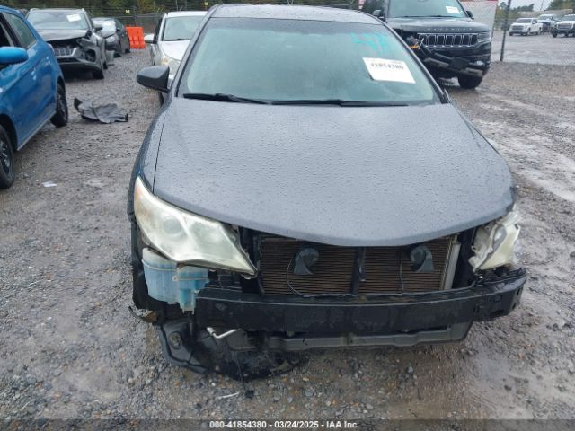 4T1BF1FKXEU427929 Toyota CAMRY LE
