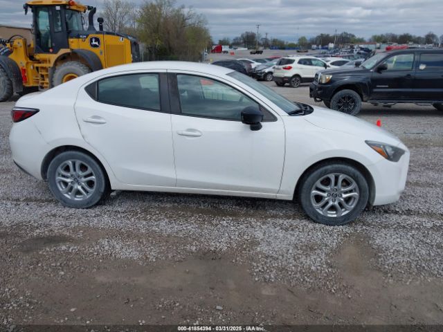 3MYDLBYV2HY147038 Toyota YARIS IA