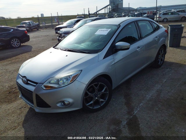 1FADP3F24EL371357 Ford FOCUS SE