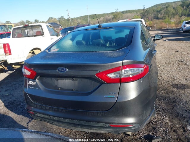 1FA6P0HD3E5404598 Ford FUSION SE