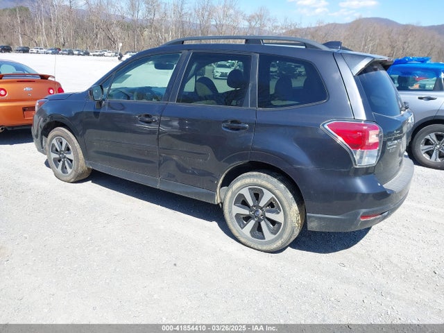 Subaru Forester 2.5i Premium 2018 JF2SJAGC4JH615487 Image 3