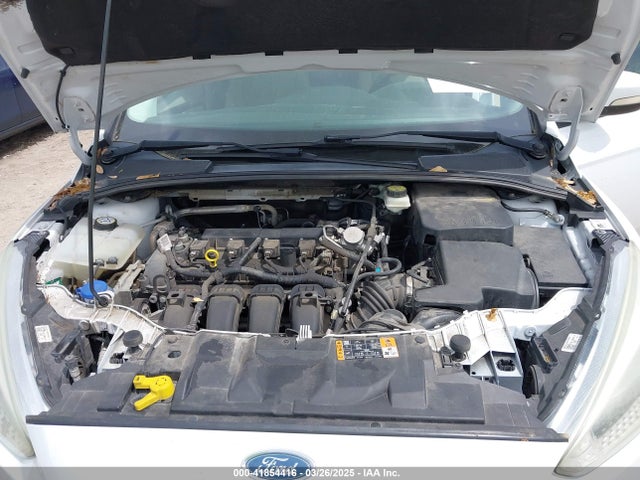Ford FOCUS SE 2017 1FADP3K23HL263225 Image 10