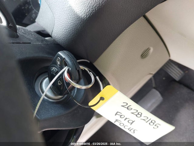 Ford FOCUS SE 2017 1FADP3K23HL263225 Image 11