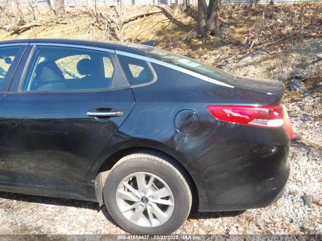 KNAGT4L30H5150110 KIA Optima Lx