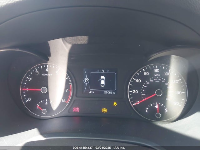 KNAGT4L30H5150110 KIA Optima Lx