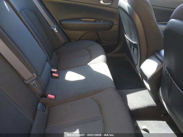 KNAGT4L30H5150110 KIA Optima Lx