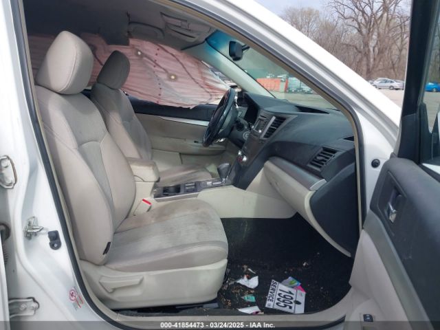 4S4BRCCC4E3325306 Subaru Outback 2.5i Premium