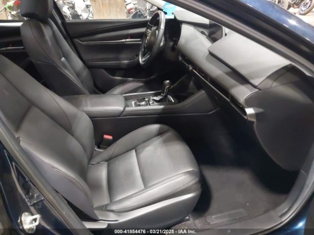 3MZBPBBL3MM251893 Mazda Mazda3 Select