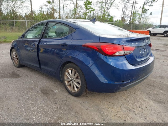 5NPDH4AE4FH594566 Hyundai ELANTRA SE