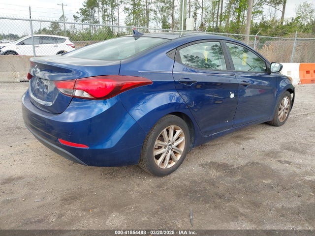 5NPDH4AE4FH594566 Hyundai ELANTRA SE