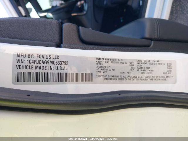 1C4RJEAG9MC633792 Jeep Grand Cherokee Laredo X 4x2