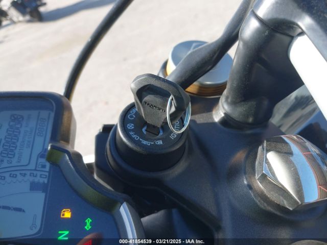 2024 TRIUMPH MOTORCYCLE SPEED SMTT127Y2RNA12673 Photo 10