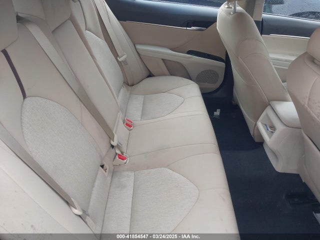4T1B11HK4KU848696 Toyota CAMRY LE