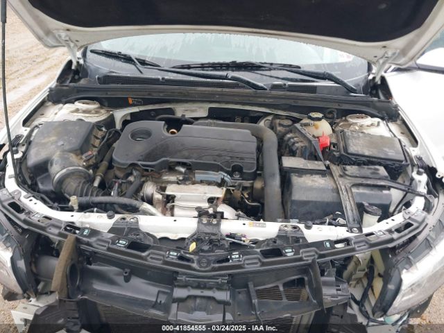1G1ZE5ST8HF202633 Chevrolet MALIBU 1LT