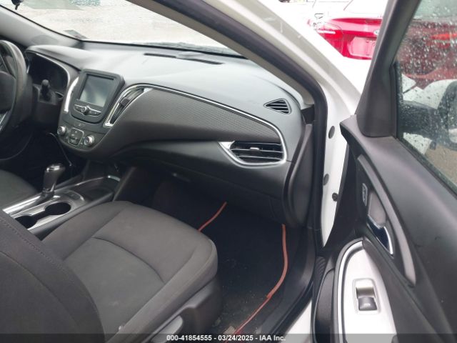 1G1ZE5ST8HF202633 Chevrolet MALIBU 1LT