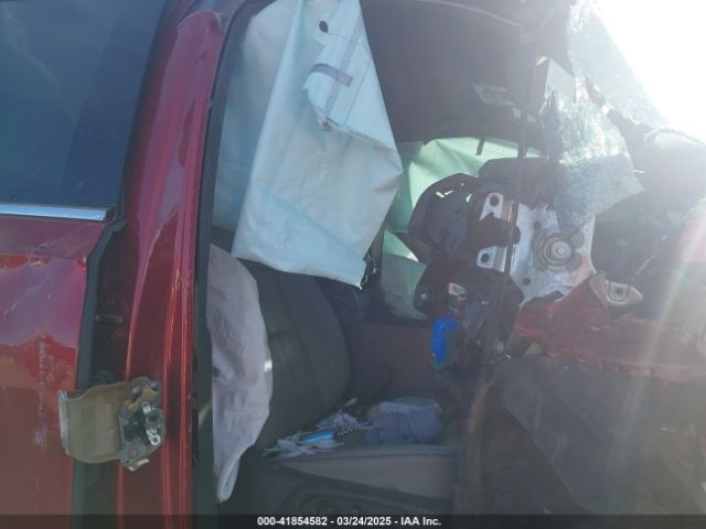 1GKS1BKD2NR335625 GMC Yukon 2wd Slt