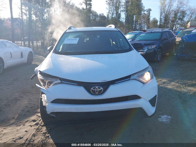 JTMZFREV5HJ701508 Toyota RAV4 LE