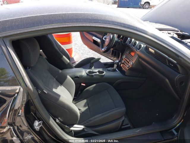 2018 FORD MUSTANG 1FA6P8TH0J5118744 Photo 4