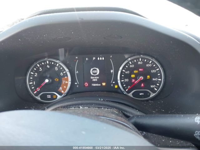 ZACNJBBB1KPK02773 Jeep Renegade Altitude 4x4