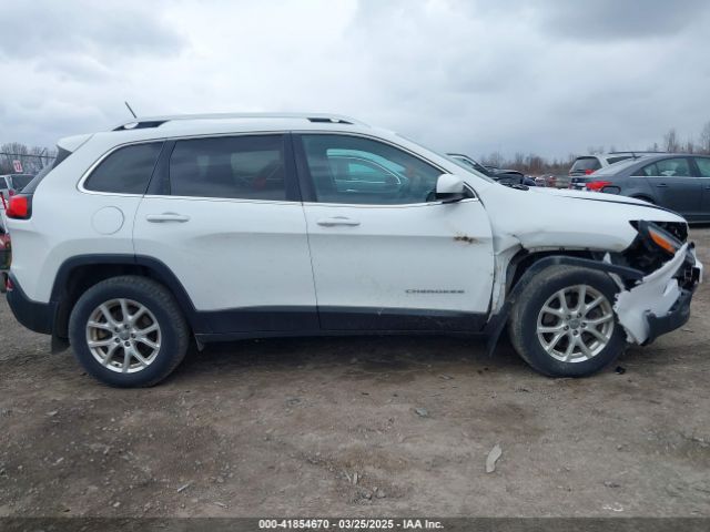 1C4PJMCB3HW530794 Jeep Cherokee Latitude 4x4