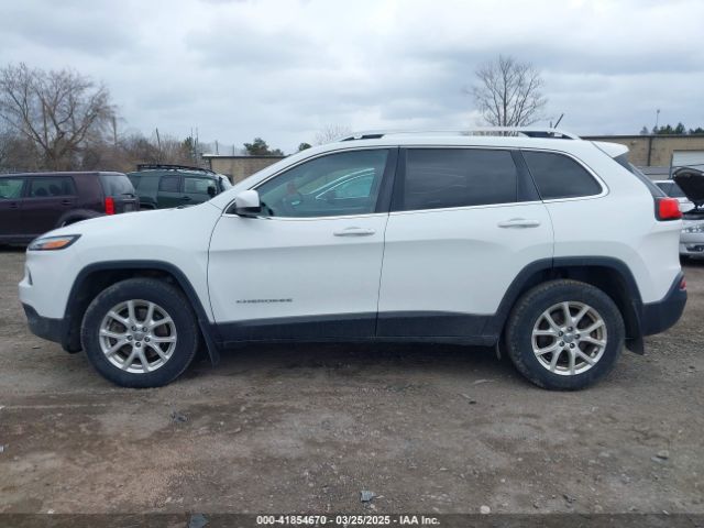 1C4PJMCB3HW530794 Jeep Cherokee Latitude 4x4