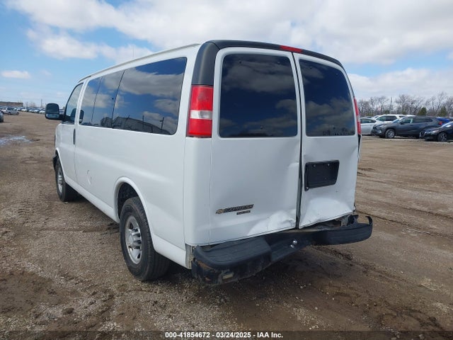 1GAWGEFF1G1232103 Chevrolet Express 2500 Ls