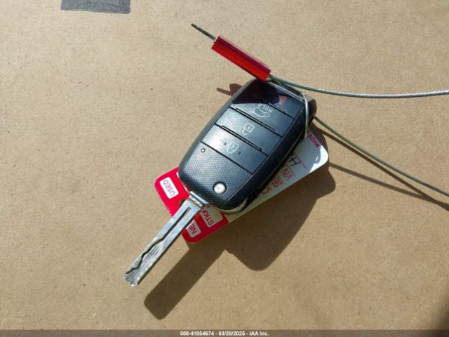 5XYKT4A67FG632460 KIA SORENTO LX