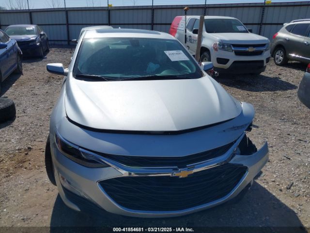 1G1ZD5ST5NF127744 Chevrolet Malibu Fwd Lt