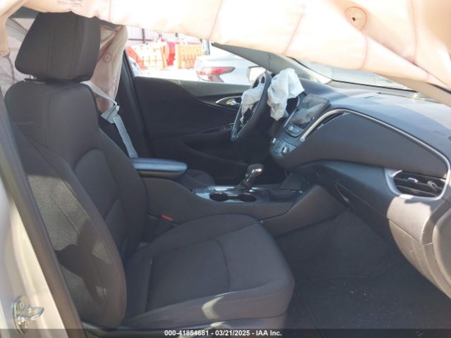 1G1ZD5ST5NF127744 Chevrolet Malibu Fwd Lt