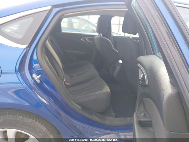 Chrysler 200 Limited 2015 1C3CCCAB1FN507804 Image 8