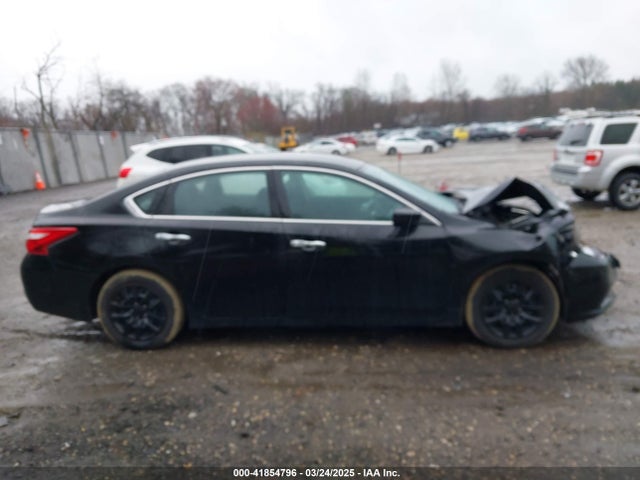 1N4AL3AP5HN348986 Nissan Altima 2.5 S