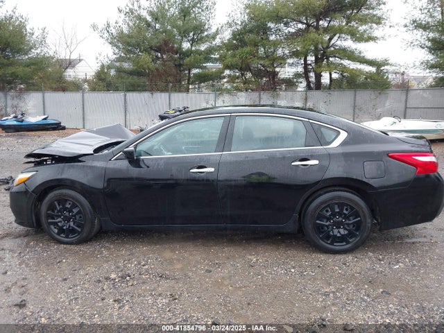 1N4AL3AP5HN348986 Nissan Altima 2.5 S