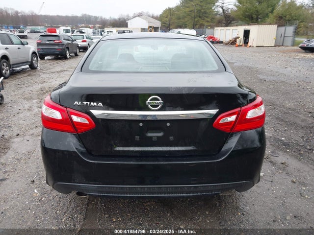 1N4AL3AP5HN348986 Nissan Altima 2.5 S