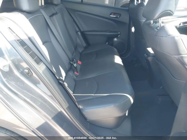 JTDKAMFP3N3229070 Toyota Prius Prime Xle