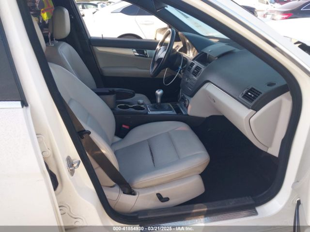 2010 MERCEDES-BENZ C 300 WDDGF5EB8AF427824 Photo 4