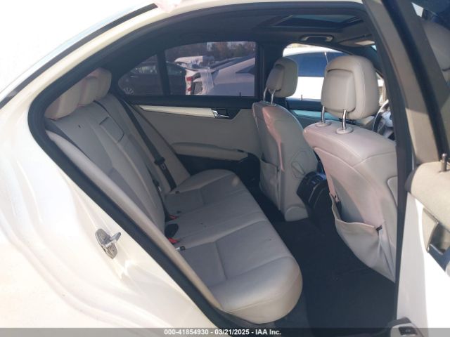2010 MERCEDES-BENZ C 300 WDDGF5EB8AF427824 Photo 7