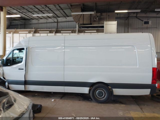 W1Y4NDHY1PT153320 Mercedes-Benz Sprinter 2500 High Roof 4-cyl Diesel Ho