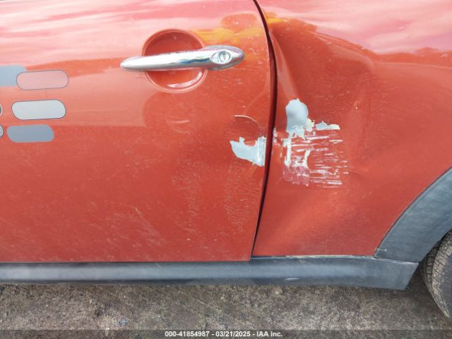 2011 MINI COOPER WMWSU3C54BTX96143 Photo 5