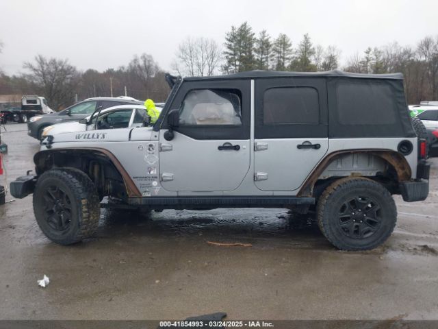 1C4BJWDG4GL204728 Jeep Wrangler Unlimited Willys Wheeler