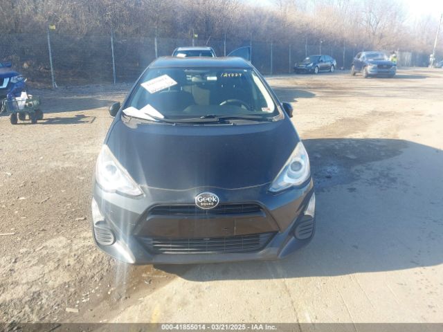 JTDKDTB32G1124779 Toyota Prius C Two