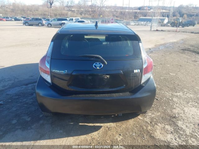 JTDKDTB32G1124779 Toyota Prius C Two