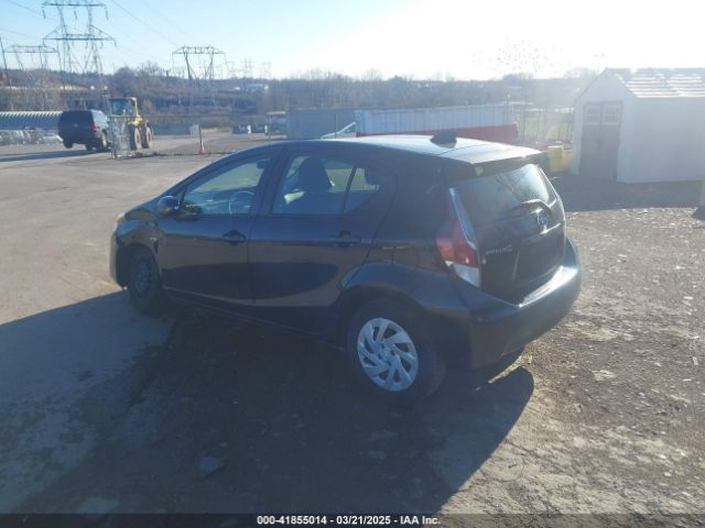 JTDKDTB32G1124779 Toyota Prius C Two