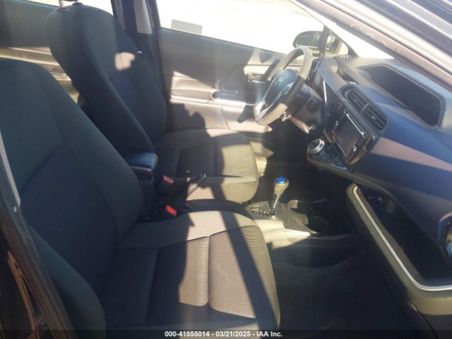 JTDKDTB32G1124779 Toyota Prius C Two