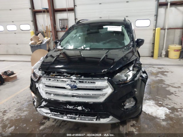 1FMCU9GD7JUD36295 Ford ESCAPE SE