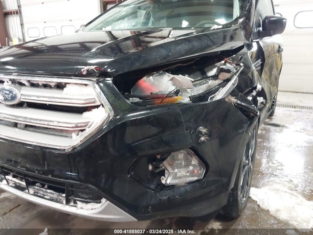 1FMCU9GD7JUD36295 Ford ESCAPE SE