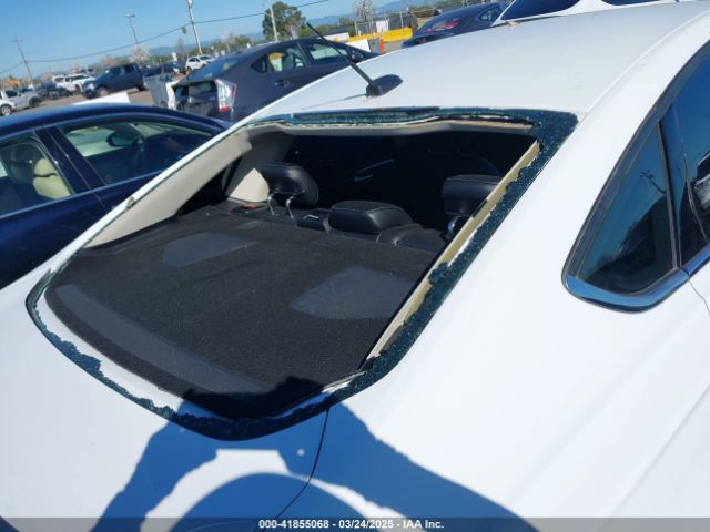 3FA6P0H75HR343881 Ford FUSION SE