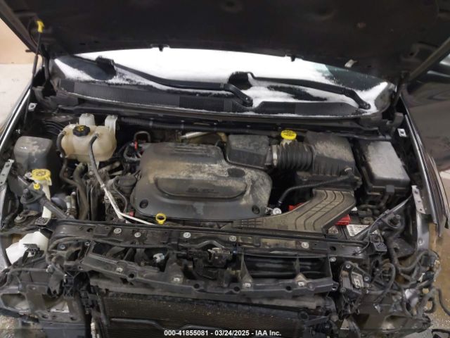 2C4RC1DG3MR551692 Chrysler Voyager Lxi
